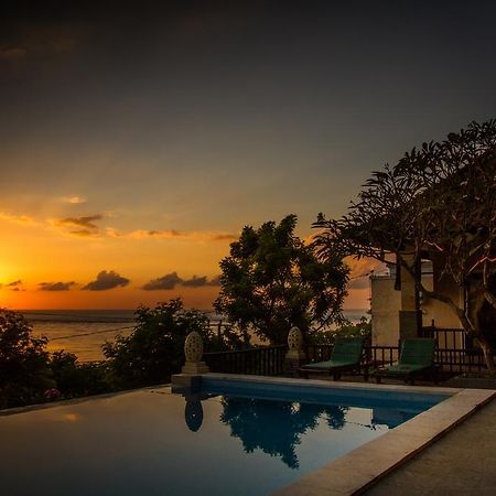 Beten Waru Bungalow And Restaurant Amed Exteriér fotografie