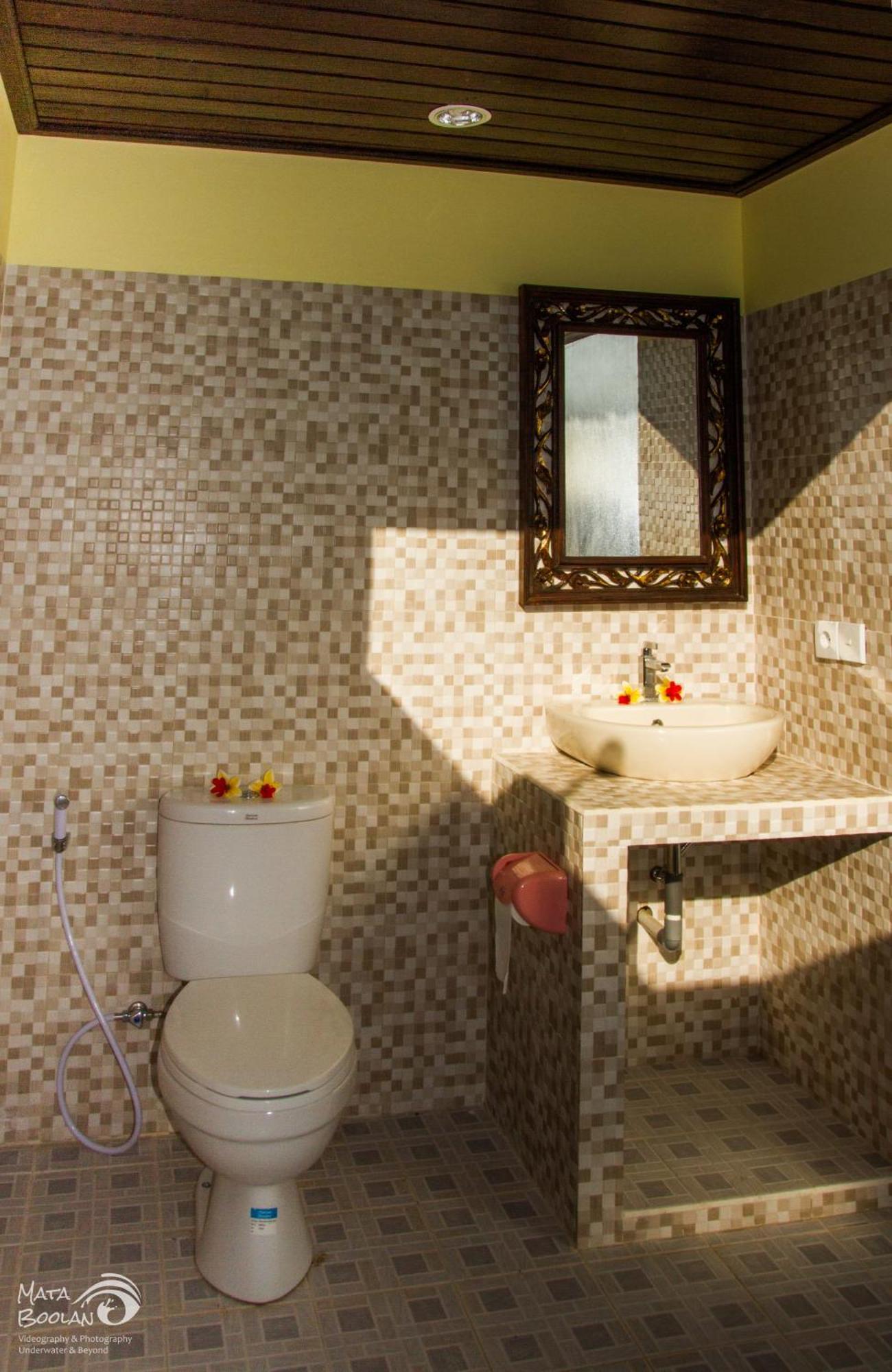 Beten Waru Bungalow And Restaurant Amed Pokoj fotografie